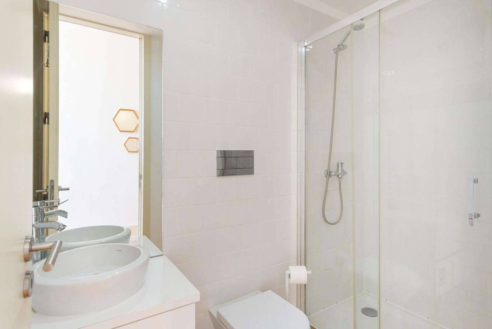 Guestready - Urban Oasis With Private Balcony Apartment Porto Luaran gambar